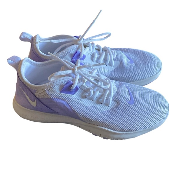 Nike White and Purple Minimalist Sneakers - Picture 4 of 6